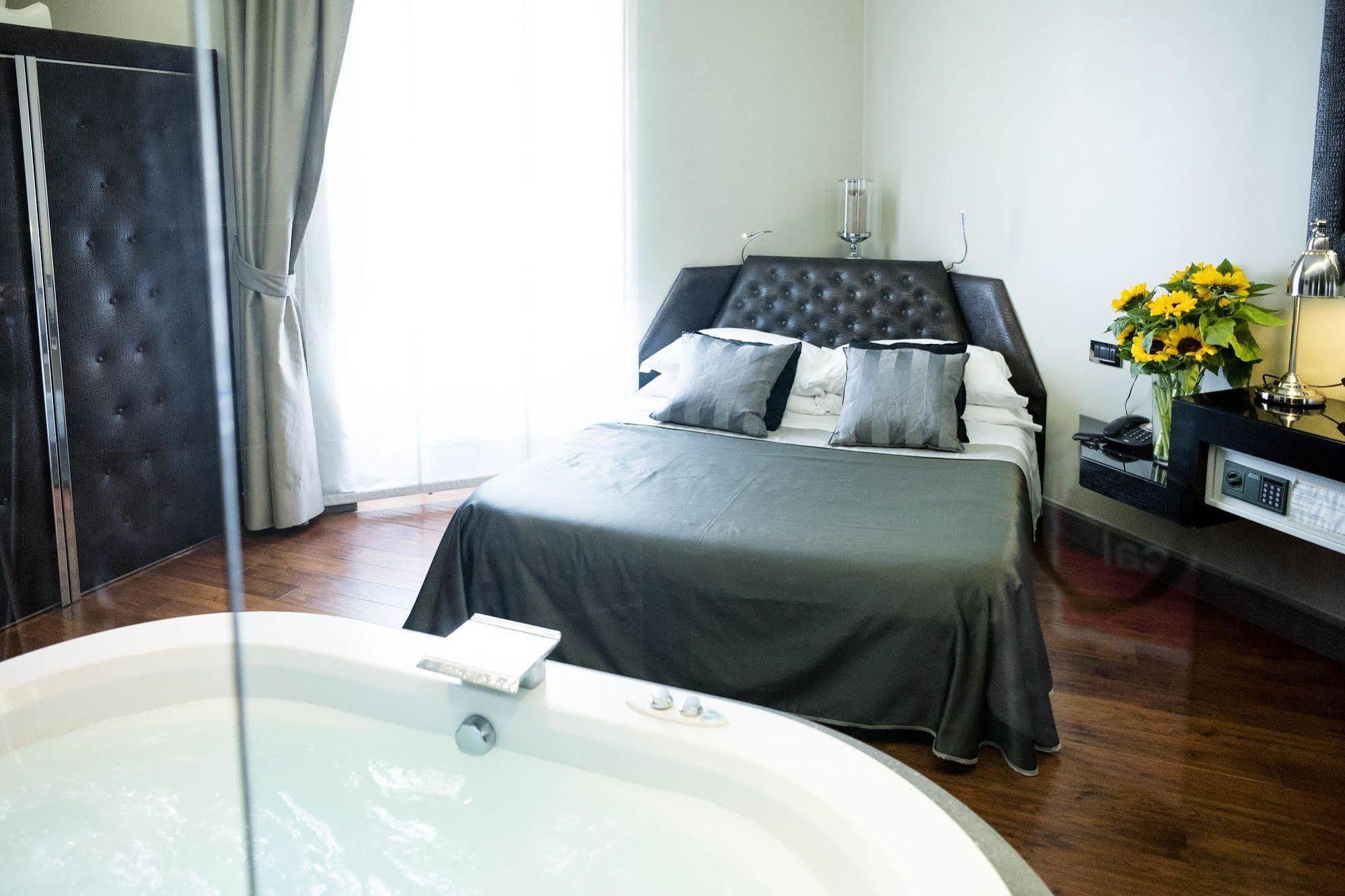 Le Stanze Di Federica Hotel โรม ภายนอก รูปภาพ