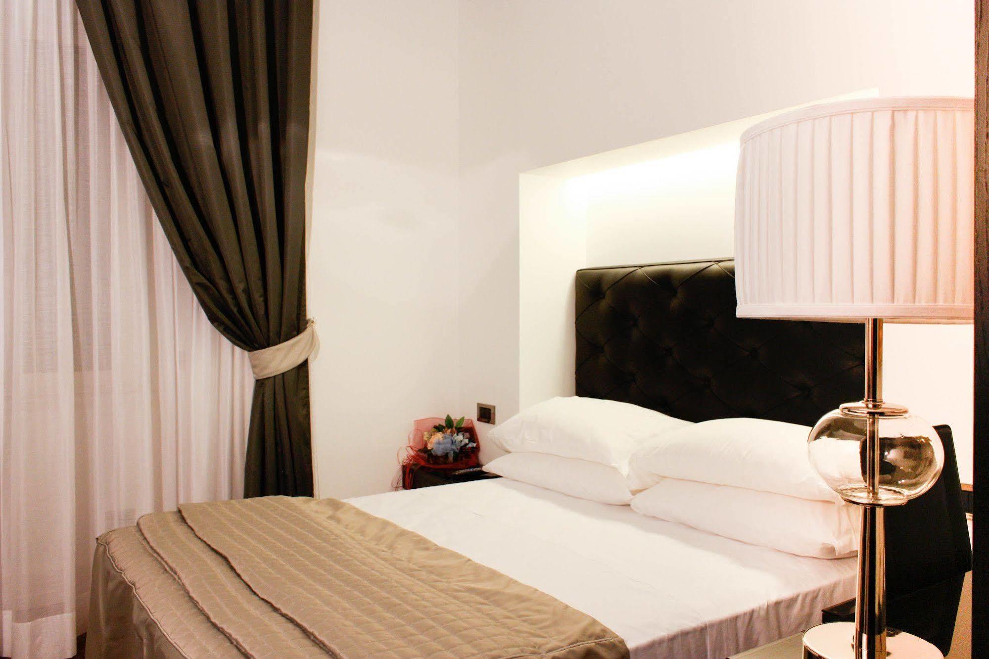 Le Stanze Di Federica Hotel โรม ภายนอก รูปภาพ